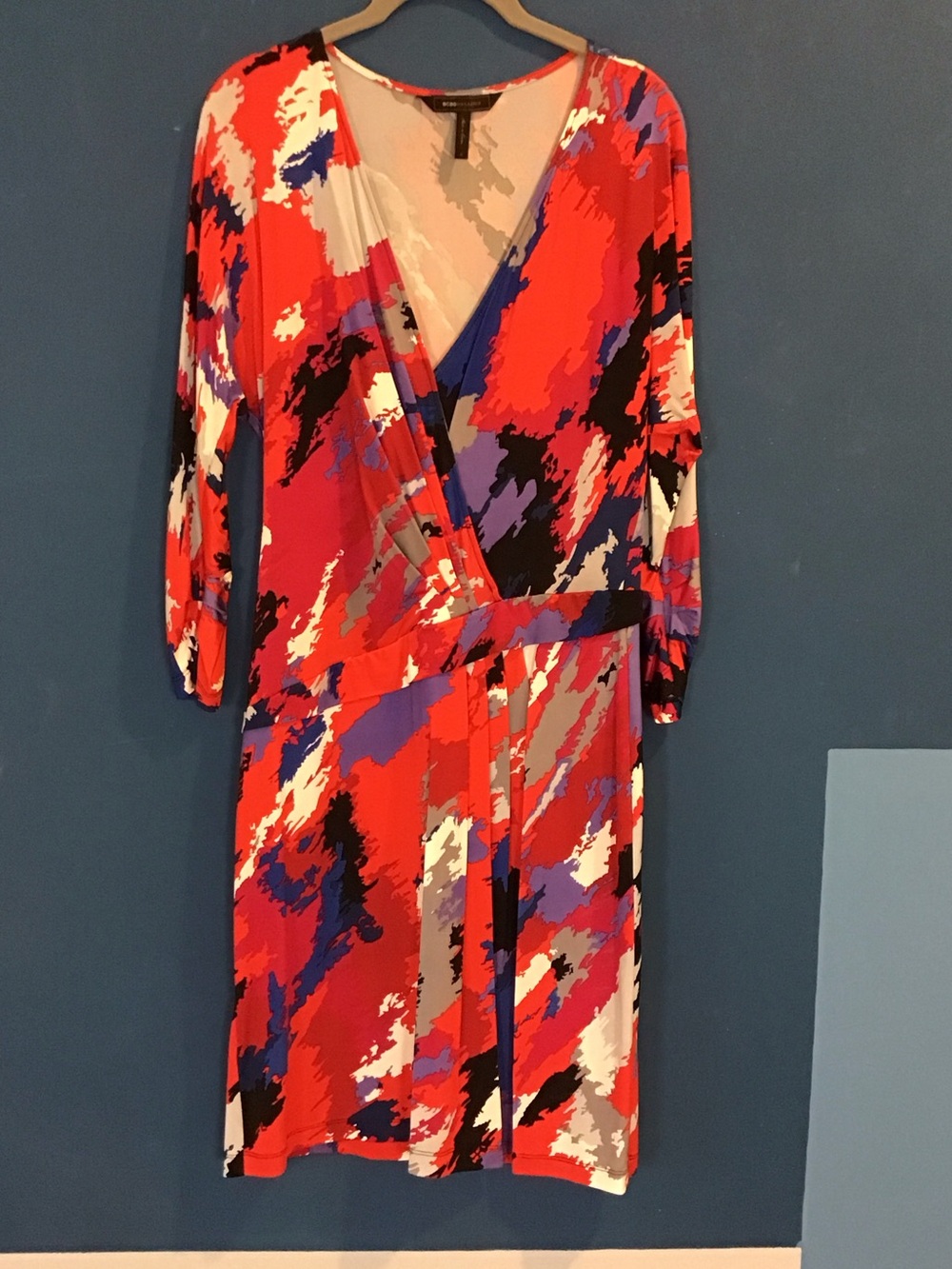 BCBGMaxAzria Red Abstract Print Long Sleeve Wrap Dress